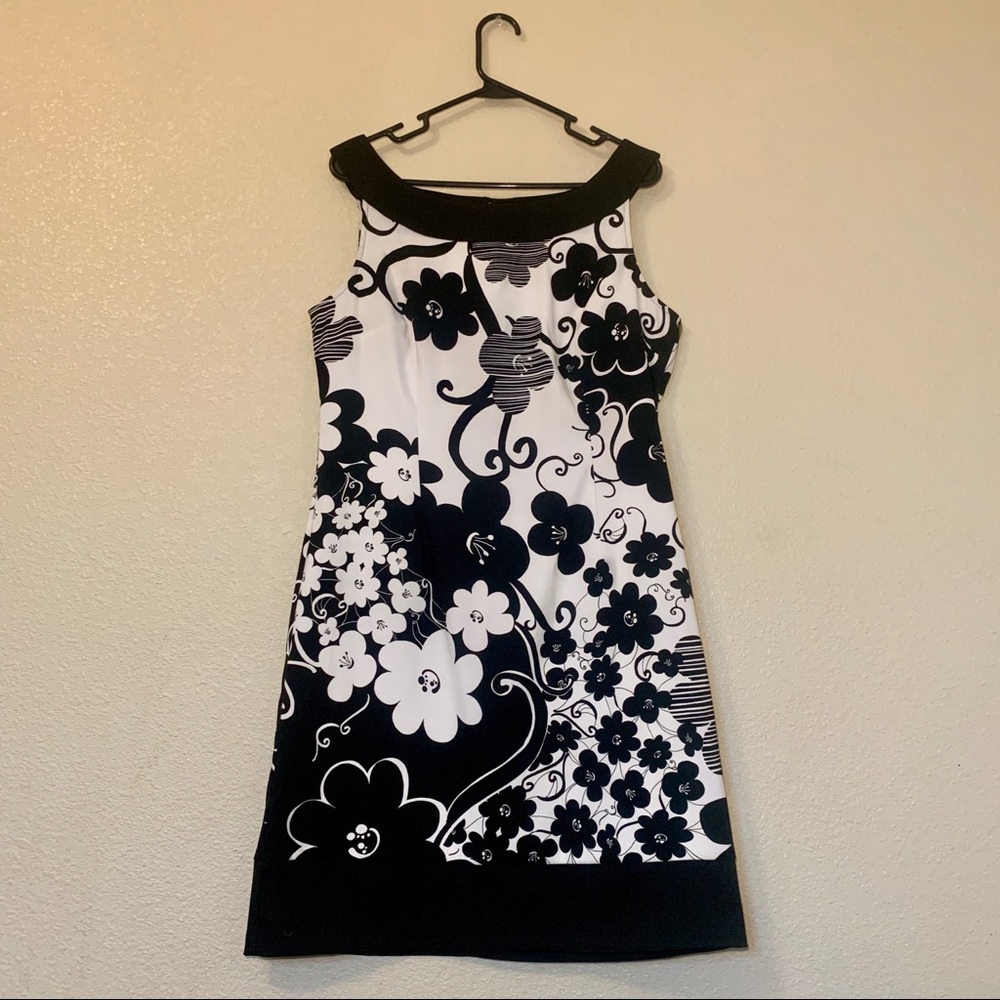 Connected Apparel Floral Black White 14 Dress